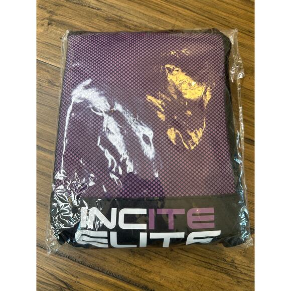 Microfiber Beach Towels X 2 & Carry Bag Quick Dry Lightweight Sand Free Compact - Picture 5 of 7